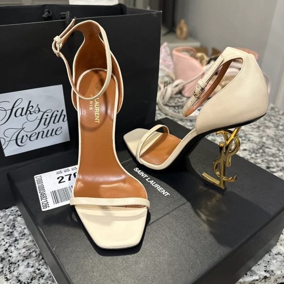 YSL Heels - Picture 1 of 10